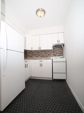 Irvington apartment for rent - Spaxel 977 Stuyvesant