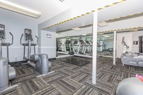 New London apartment for rent - fitness center
