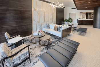 Main entrance & lobby