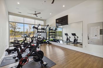 Spin studio at lynncora apartments