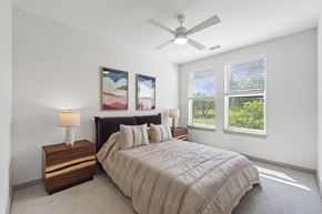 Austin apartment for rent - Modern Apartment Home with Ceiling Fan in Austin, TX