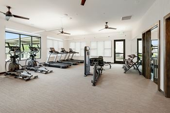 24/7 Fitness center