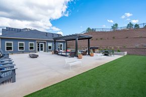 Flagstaff apartment for rent - Outdoor patio Exterior Clubhouse