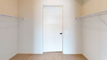 Walk-in closer