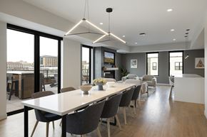 St. Paul apartment for rent - Skylounge at The Balsam on Broadway