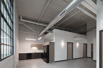 Spacious apartments with 10' ceilings