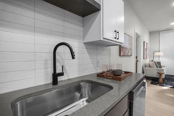 Tile kitchen backsplashes