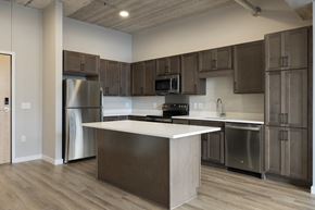St. Paul apartment for rent - Apartment kitchen at The Balsam on Broadway