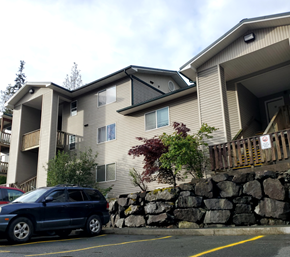 Douglas apartment for rent - a house with a car parked in front of it