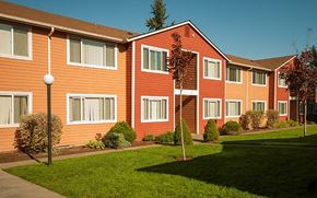 Hillsboro apartment for rent - Sierra West Exterior View