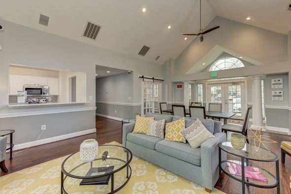 Manassas apartment for rent - Comfortable Living Room at The Fields of Manassas, Manassas, 20109