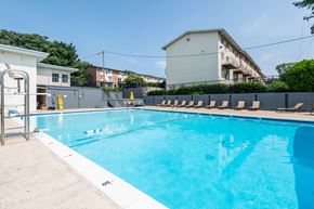 Alexandria apartment for rent - Pool With Sunning Deck at The Fields of Alexandria, Virginia, 22304