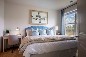 Bowie apartment for rent - Gorgeous Bedroom at Fairmont at South Lake, Maryland, 20716