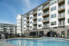 Chantilly apartment for rent - Pool View at The William, Chantilly, VA 20152