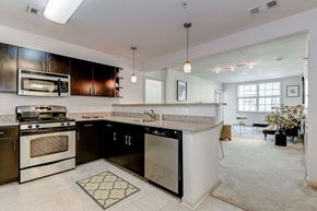 Arlington apartment for rent - Kitchen with Stainless Steel Appliances at Garfield Park, Arlington, VA, 22201