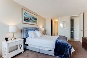 Minneapolis multi-family for rent - Spacious Bedrooms at ELEVATE Apartment Homes, Minnesota, 55403