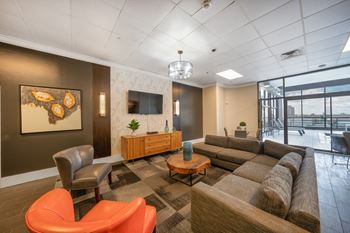 7Th floor lounge