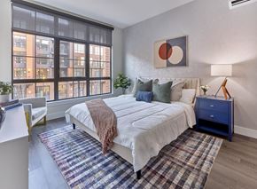 Newark apartment for rent - spacious homes, built in closets, stainless steel appliances, washer dryer in home, luxury apartment