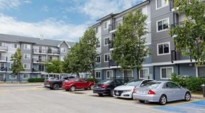 Winnipeg apartment for rent - Two large apartment buildings with parking along both buildings