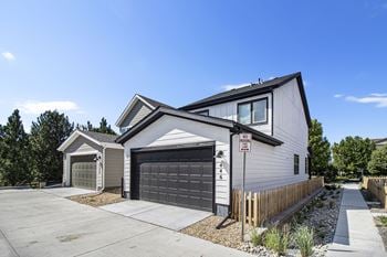 Direct access to one and two-car garages