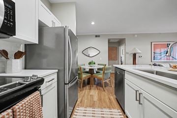 Lakewood apartment for rent - Whisper Creek