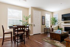 San Diego apartment for rent - A dining room with a table and chairs.