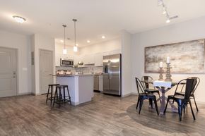 Louisville apartment for rent - living room