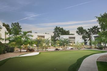 Putting green