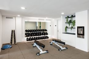 Jersey City apartment for rent - Gym with weight rack and benches