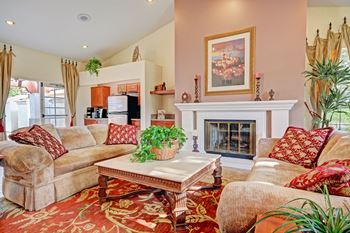 Living room with fireplace 