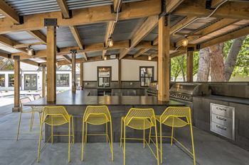 Reedhouse - patio grill
