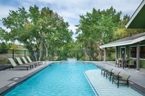 Arvada apartment for rent - Outdoor Pool