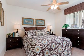 Bedroom with ceiling fan