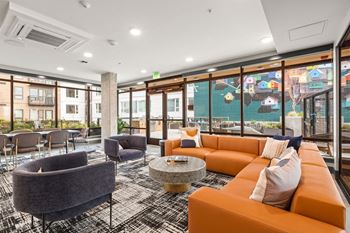 Community room & co-working lounge