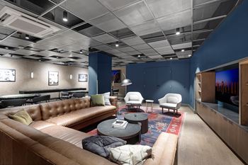 Vault bar