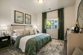 Albuquerque apartment for rent - A Bedroom With a Window at Cantata at the Trails, Albuquerque