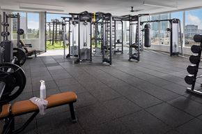San Diego apartment for rent - fitness center