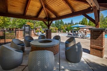 Tualatin apartment for rent - Arya at Hedges Creek