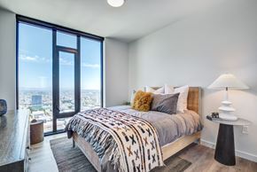 Oakland apartment for rent - Collection Level Bedroom