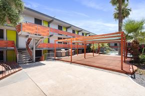 Phoenix apartment for rent - courtyard