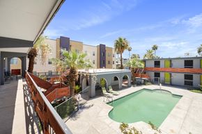 Phoenix apartment for rent - pool
