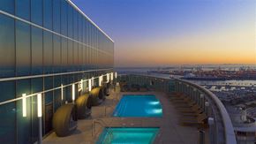 Long Beach apartment for rent - Pool