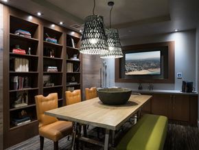 Los Angeles apartment for rent - library meeting room