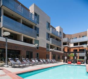 Los Angeles apartment for rent - pool