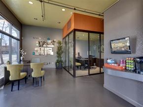 San Jose apartment for rent - leasing office