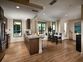 Santa Monica apartment for rent - 2300 Wilshire Kitchen Dining Area