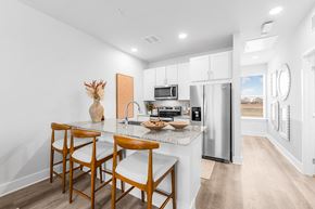 Georgetown apartment for rent - A kitchen with a table and chairs.