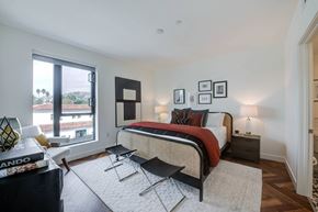 West Hollywood apartment for rent - King Sized Bed