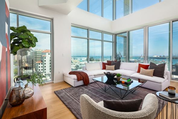 Long Beach apartment for rent - 200 West Ocean Living Room