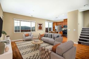 Spring Valley apartment for rent - Spacious Living Room at Jackson Pointe 111, Spring Valley, 91977